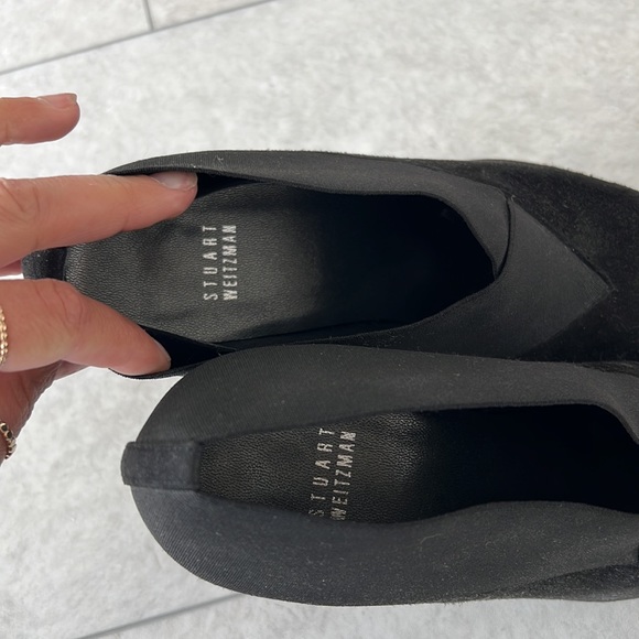 Stuart Weitzman Booties - size 9 - Picture 6 of 7
